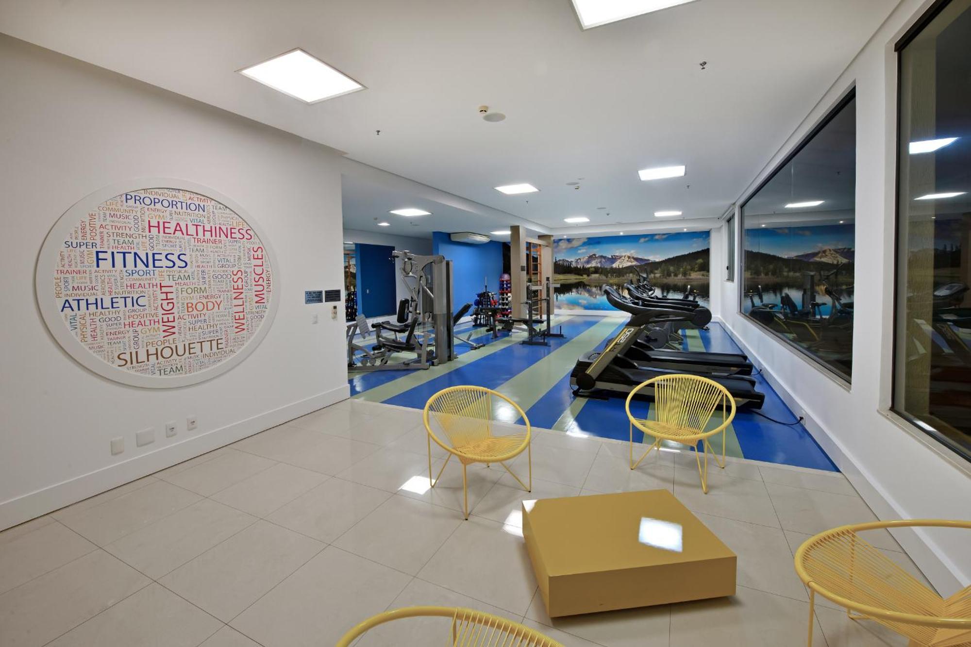 Hotel Mont Blanc Premium ฮิเบเราเปรโต ภายนอก รูปภาพ The gym at the Embassy of the United States in Lima, Peru