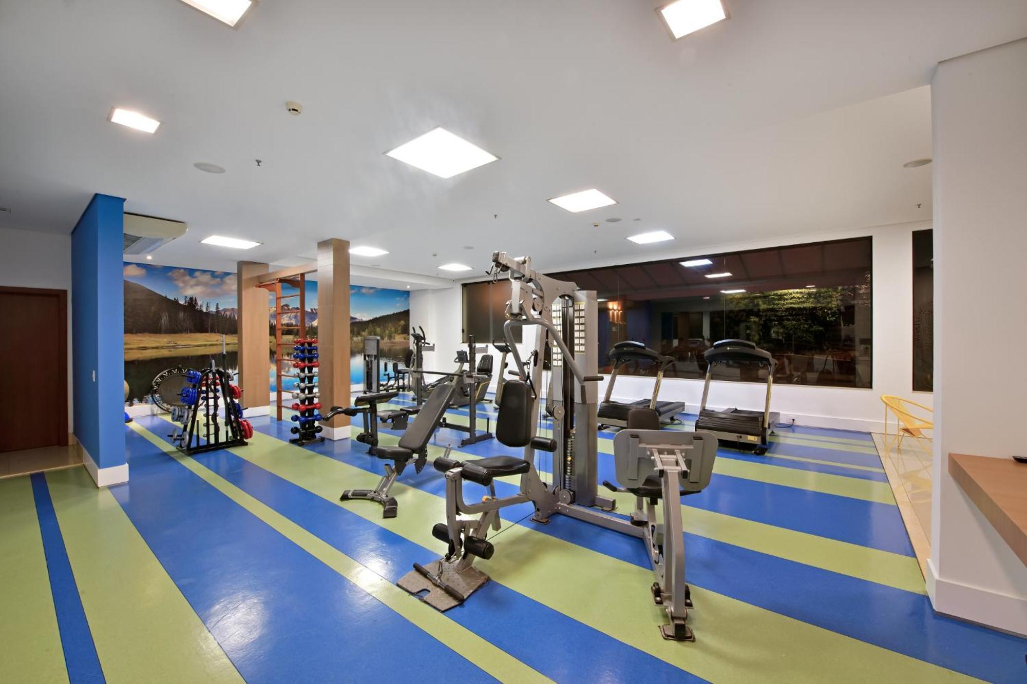 Hotel Mont Blanc Premium ฮิเบเราเปรโต ภายนอก รูปภาพ The gym at the hotel