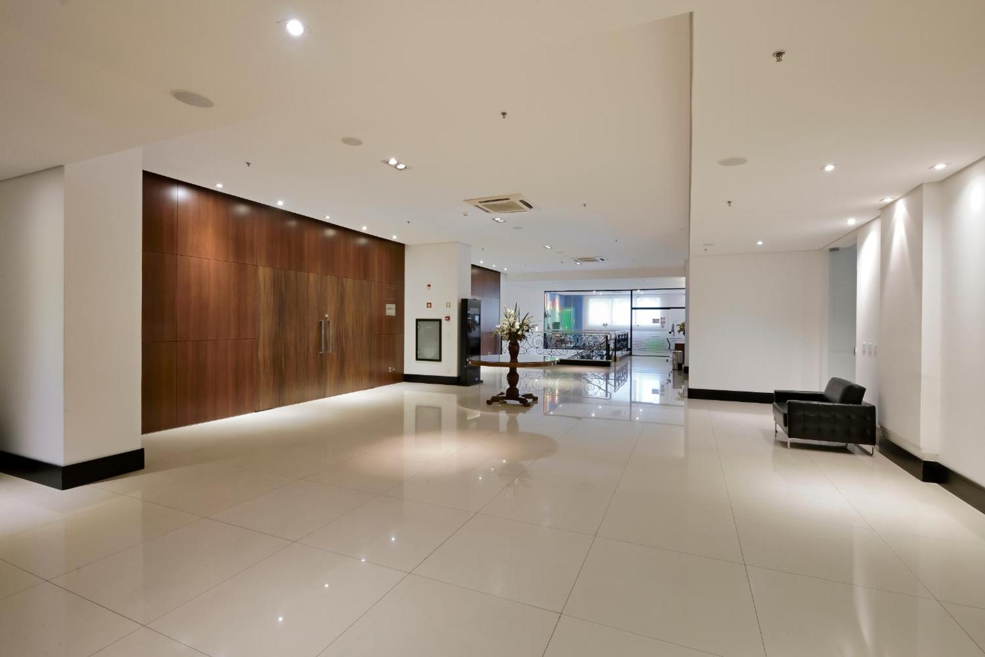 Hotel Mont Blanc Premium ฮิเบเราเปรโต ภายนอก รูปภาพ The lobby of the hotel
